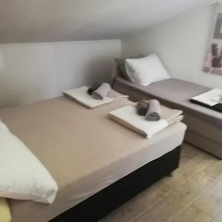 Апартаменти Penelope Пула