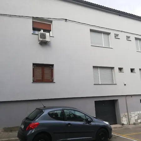 Penelope Apartment *