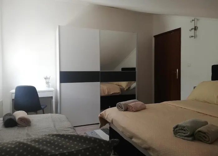 Penelope Apartman Póla